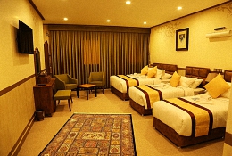 هتل قصر جهان نطنز