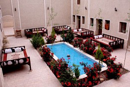 هتل سنتی کوروش یزد