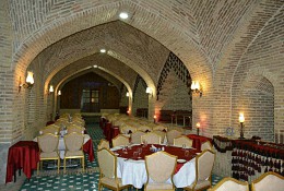 هتل لاله  بیستون کرمانشاه