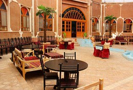 هتل سنتی عماد نظام فردوس