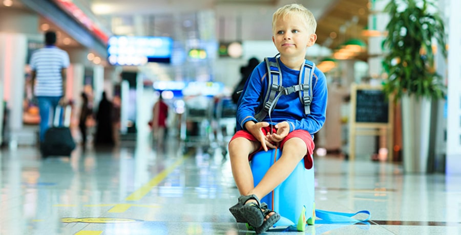 راهنمای سفر با هواپیما برای کودکان