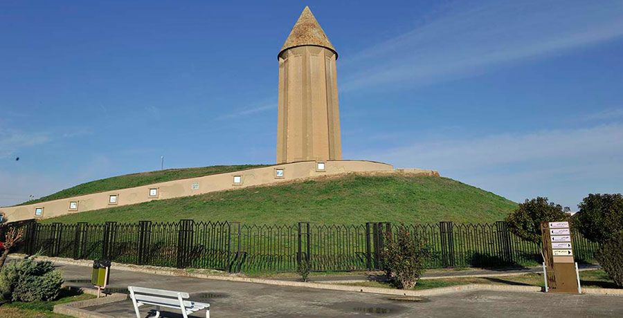 برج گنبد قابوس در استان گلستان 