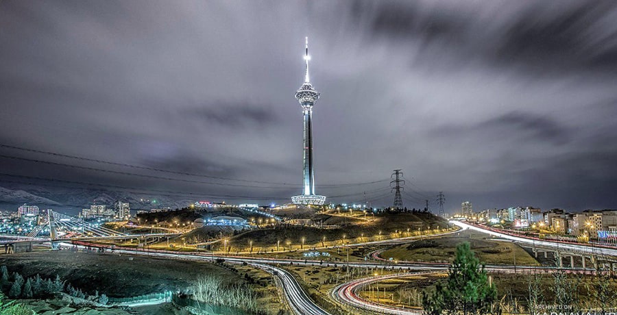 برج میلاد بهترین مکان ممکن برای دیدن تهران در عید